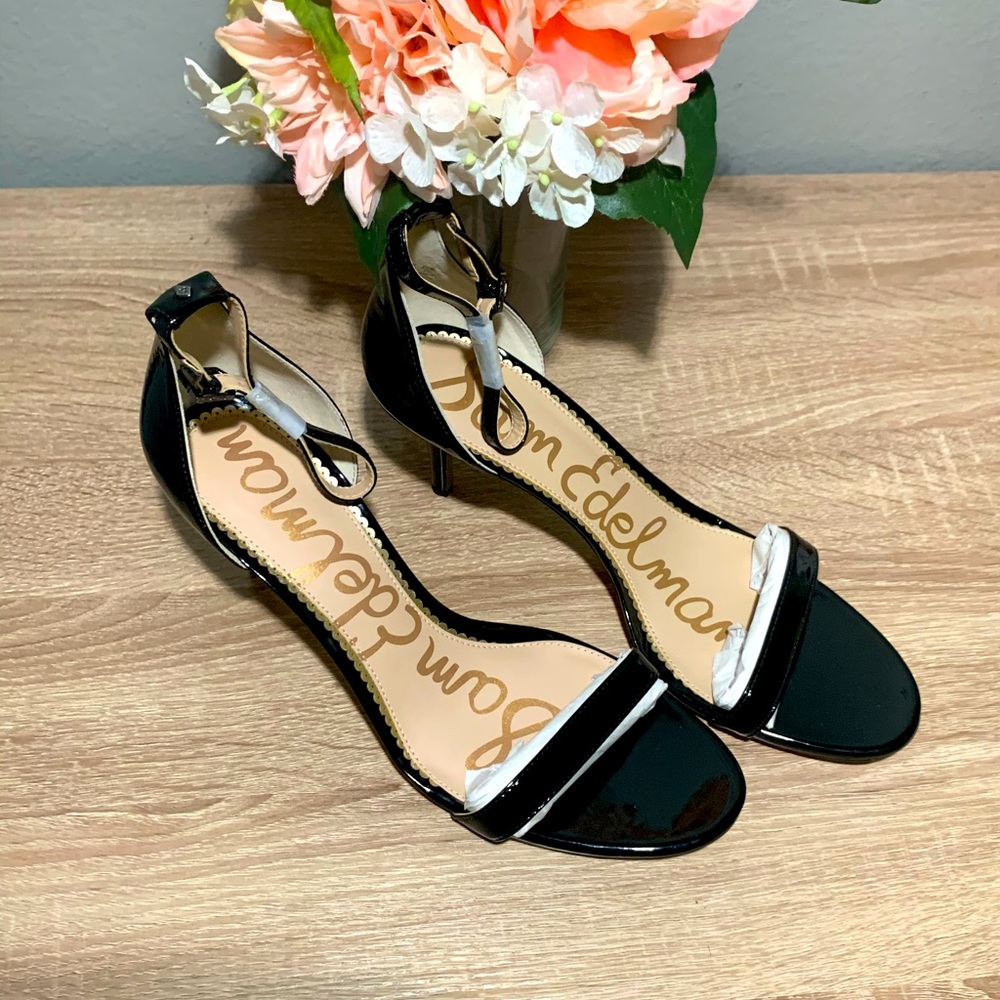 BRAND NEW! Never worn PATENT BLACK STRAP HEEL